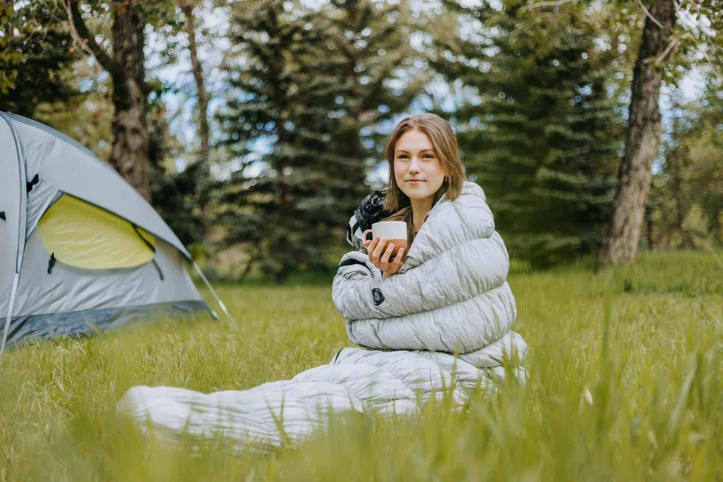 4 - Season Goose Down Sleeping Bag for Cold Weather Camping & Mountaineering - Omnixa