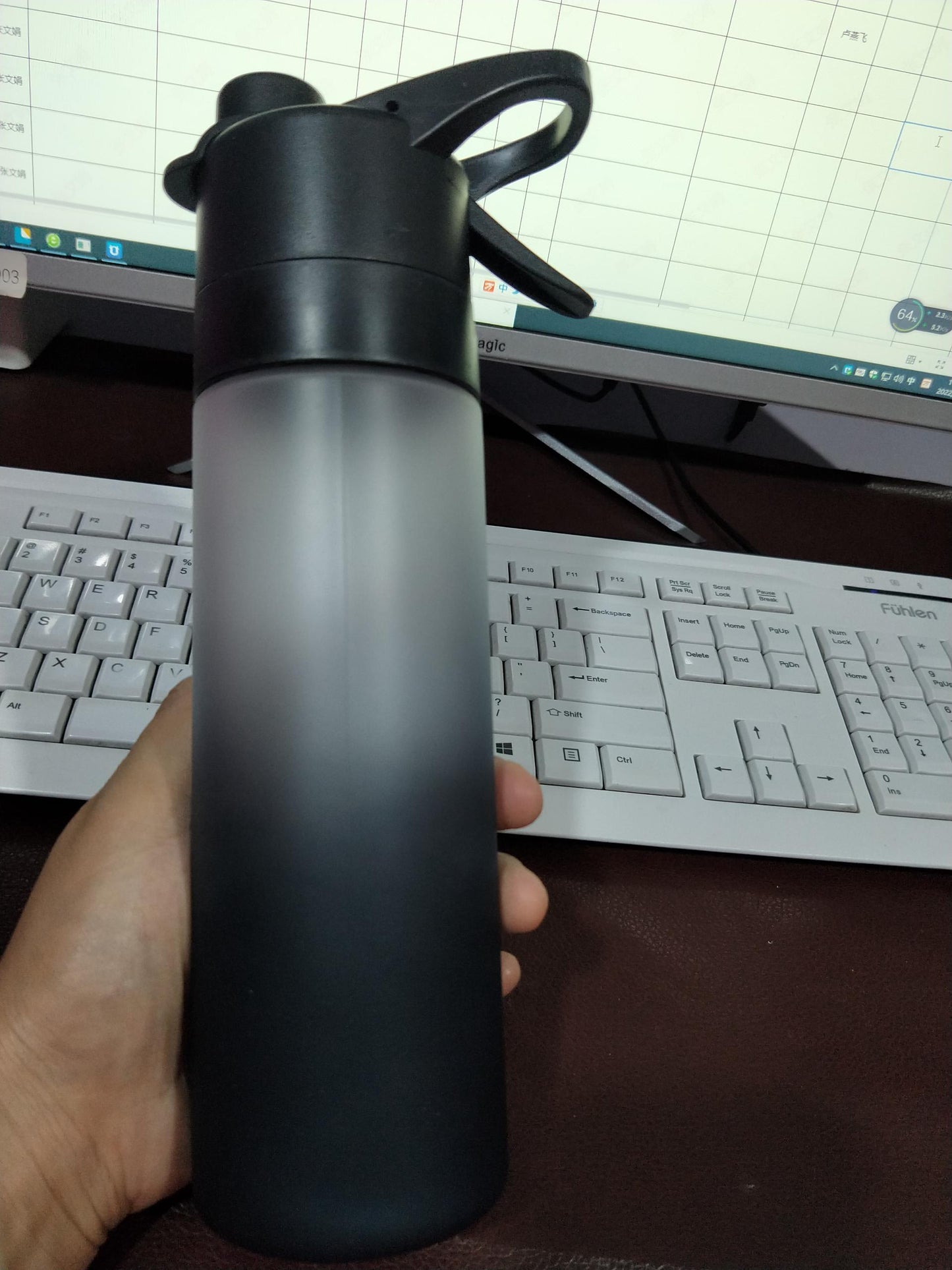 Large Misting Water Bottle | 2 - in - 1 Spray & Drink for Sports & Fitness - Omnixa